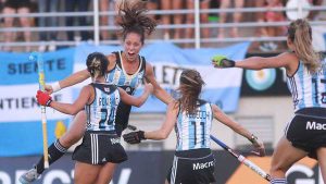 Nueva etapa para Las Leonas. Ya sin el liderazgo de Luciana Aymar, Las Leonas se preparan para Río 2016.