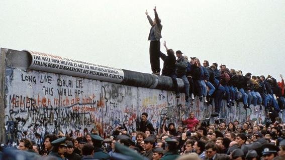 caida-del-muro-de-berlin-medium