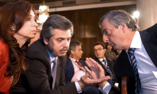 Alberto Fernández con Cristina Fernández y Néstor Kirchner
