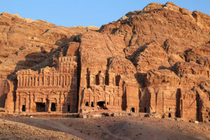 Tumbas reales, Petra