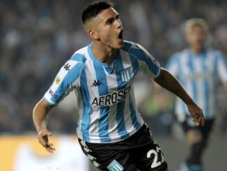 Alcaraz, una de las figuras de un sensacional Racing.