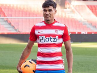 Matias Arezo, delantero de 19 años y de 1,80 cm de estatura.