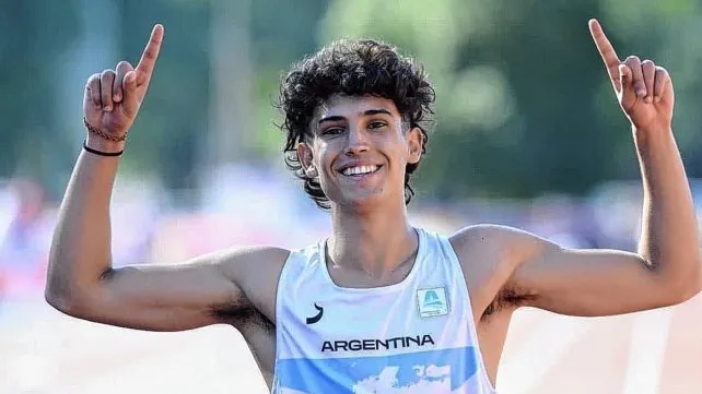 El atleta rafaelino de 17 años ganó el jueves en la prueba de los 100 metros y este domingo buscará repetir en los 200 metros.