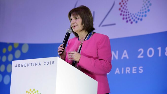 Patricia Bullrich sugirió eliminar los Ministerios de Salud y Educación y tuvo una semana muy complicada