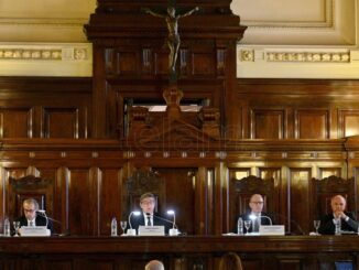 Los proyectos para reformar la Corte Suprema continúan siendo analizados en el Senado