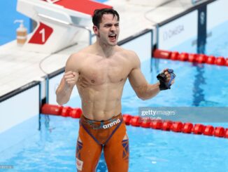 Arno Kamminga es un deportista neerlandés que compite en natación.