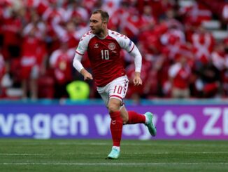 Christian Eriksen, luciendo la ''10'' de la Selección de Dinamarca