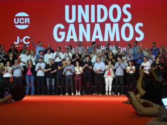 Acto de la U.C.R. en Costa Salguero conmemorando los 39 años de democracia.