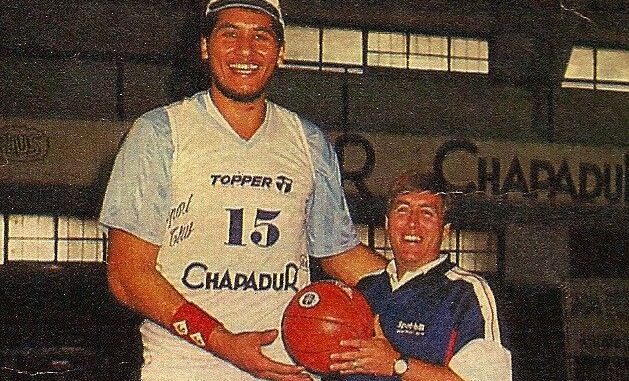 Jorge "El Gigante" González, el basquetbolista argentino más alto en la historia
