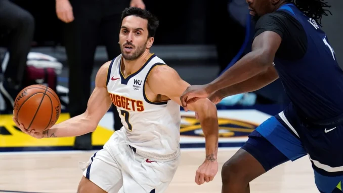 Facundo Campazzo jugando en la NBA para Denver Nuggets.