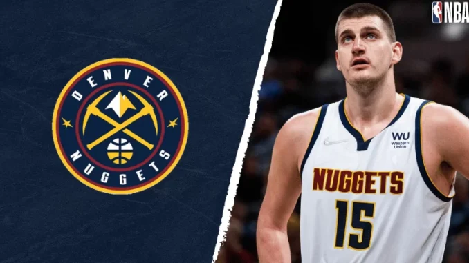 Nicola Jokic y el escudo de los Denvers Nuggets