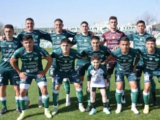 El equipo de Ituzaingó previo a un encuentro.