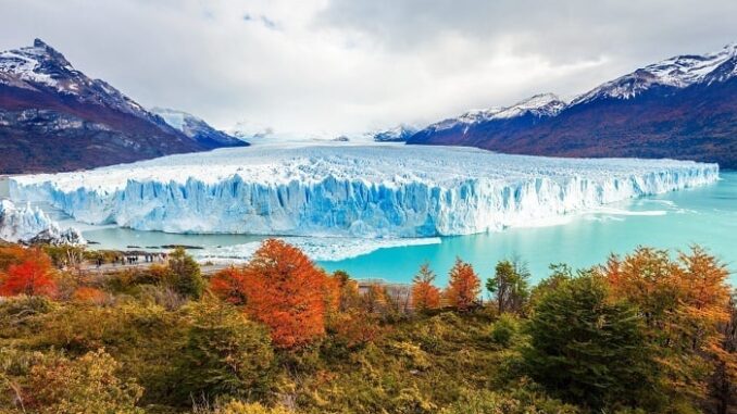 Comenzaron los desprendimientos en el Glaciar Perito Moreno