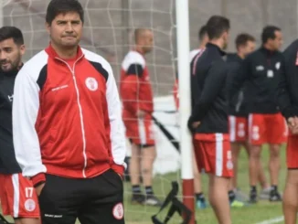 Alejandro Abaurre al mando de Huracán Las Heras