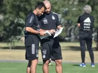 Lucas Pagano junto a Mascherano (Sub-20)