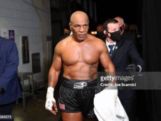 Mike Tyson regresa al cuadrilátero: la leyenda del boxeo vuelve a pelear.
