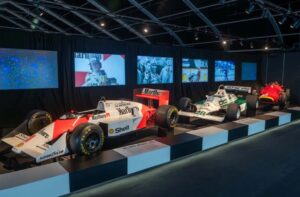 McLaren MP4/3B, Williams FW07B y Maserati 250F