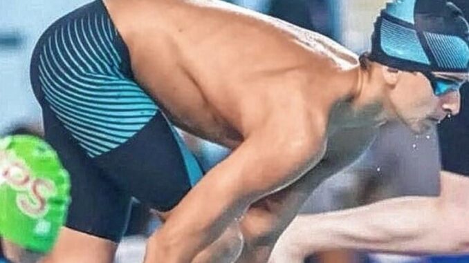 Matías Bottoni, el joven nadador rosarino de 17 años.