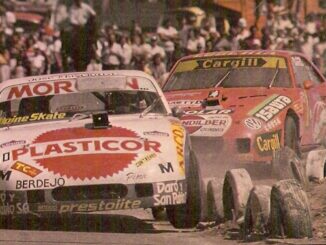 Roberto Mouras y Oscar Castellano, durante la Vuelta de Necochea 1988