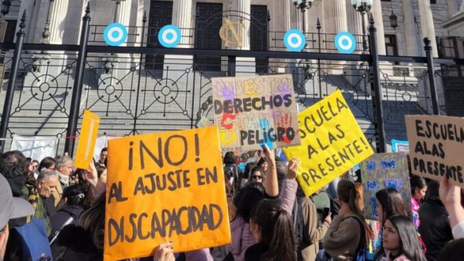 Una de las tantas movilizaciones en búsqueda de un reclamo social