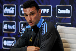 (Scaloni en conferencia de la AFA)