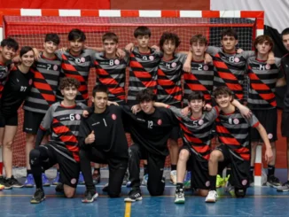 El equipo de Universitario campeón.