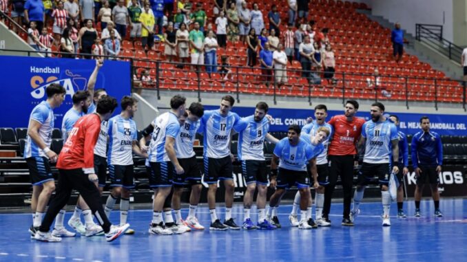 la selección de handball vuelve al trabajo con el titulo en la espalda