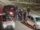 Pelea fuera de un boliche: Uno de los involucrados terminó atropellado.